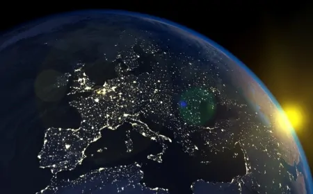 Dünya uzaylılar için görünür mü? Bilim insanları tespit mesafesini açıkladı