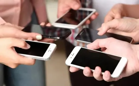 Okullarda Telefon Yasağı Tartışılıyor: Beklenen Etkiyi Gösteriyor mu?