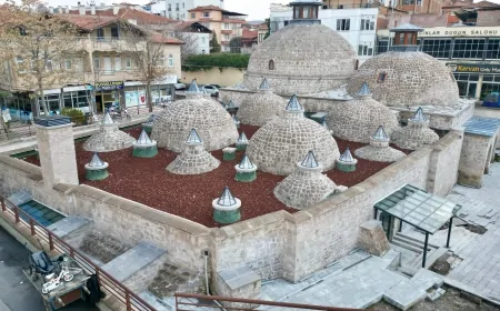 800 yıllık tarihi hamam 100 yıl sonra yeniden ziyarete açılıyor