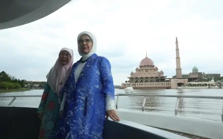 Emine Erdoğan: 'Malezya'nın kültürel mirasını tanımak büyük mutluluk'