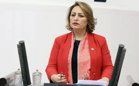 CHP Adana Milletvekili Müzeyyen Şevkin: 'Vatandaş, iktidarın zalim uygulamaları altında eziliyor'