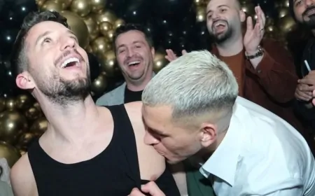 Lucas Torreira, Dries Mertens'e ilginç öpücük verdi!