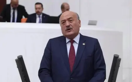 Erzincan'ın Kurtuluşu Coşkuyla Kutlanıyor: Süleyman Karaman'dan Önemli Açıklamalar