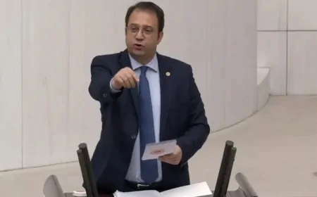 Av. İnan Akgün Alp: 'Kars'ın Arpalı Köyü Hizmet Bekliyor, Yetkililer Sadece Bahane Sunuyor'