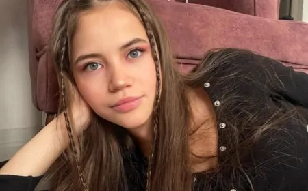 Kan Çiçekleri’nin Dilan’ı Yağmur Yüksel’den patili dostuyla ayna pozu