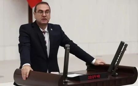 İYİ Partili Rıdvan Uz: 'Adaletin olmadığı yerde devlet çöker, yıkılışın müezzini adaletsizliktir'