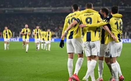 Fenerbahçe, Anderlecht'i 3-0 Yenerek UEFA Avrupa Ligi'nde Önemli Bir Avantaj Elde Etti