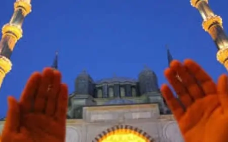 Camiler Berat Gecesi İçin Dolduruldu, Vatandaşlar Duada Bulundu