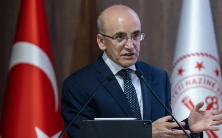 Hazine ve Maliye Bakanı Şimşek, Almanya'da yatırımcılarla görüşecek