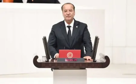 Cevdet Akay: ‘Türkiye borcu borçla ödüyor, kamu maliyesi çıkmazda’