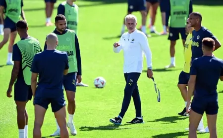 Fenerbahçe'de Mourinho'nun üçlü savunma sistemi etkisini gösterdi