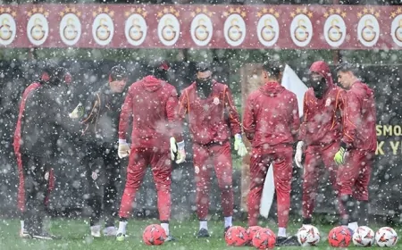Galatasaray-AZ Alkmaar maçı ve Galatasaray-Fenerbahçe derbisi ertelenecek mi? İşte son gelişmeler