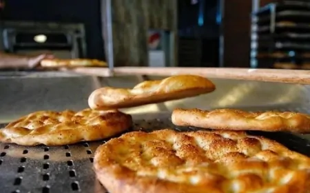 Ramazan pidesine zam: 250 gram pide 20 TL, 370 gram pide 30 TL oldu