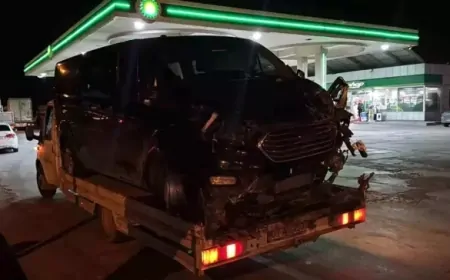 Afyonkarahisar’da Trafik Kazası: Milletvekili ve İl Başkanı Hastaneye Kaldırıldı