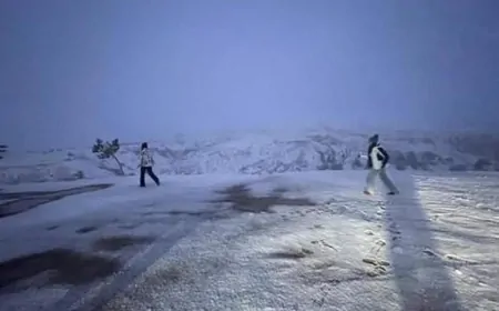 Tuba Büyüküstün, ikizleriyle Kapadokya tatilinde! Kar manzaralı paylaşımlarına beğeni yağdı