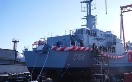 Deniz Kuvvetleri İçin Üretilen Yeni Çıkarma Gemisi Ç-159 Denize İndirildi