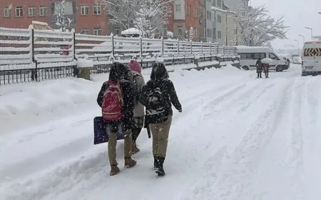 Karabük'te Yoğun Kar Yağışı Nedeniyle Eğitime Ara Verildi