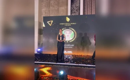 International Pearls Awards'ta Gülay Avcı'ya 'Yılın En İyi Spiritüel Uzmanı ve Tarot Okuyucusu' Ödülü