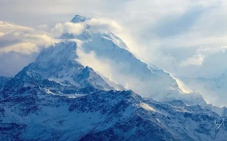 Güneş Isıtıyor Ama Zirveler Neden Buz Gibi? İşte Bilimsel Açıklama