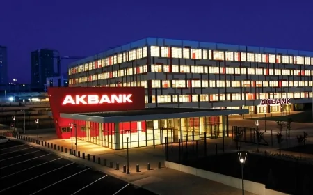 Akbank, 2025'te teknoloji yatırımlarını 315 milyon dolara çıkaracak