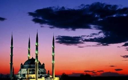 2025 Ramazan Başlangıcı ve Sahur Saatleri Belli Oldu! İlk Oruç Ne Zaman?