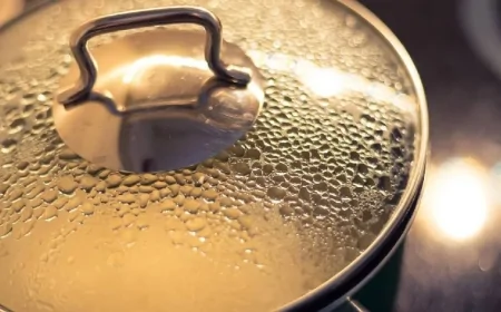 Tencere Kapaklarındaki Küçük Deliklerin Hayati Önemi!