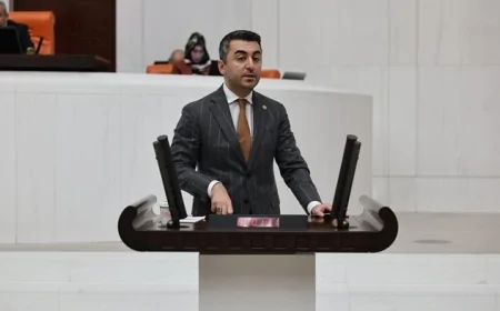 DEVA Partili Cem Avşar: ‘Kartalkaya yangını unutulmasın istiyoruz, Bakan Meclis’e gelip hesap vermelidir!’