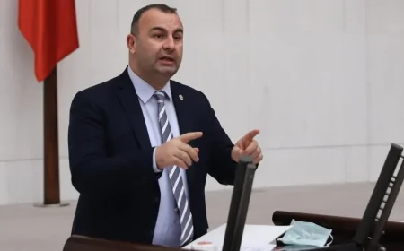 CHP’li Ednan Arslan: ‘Kartalkaya’da 78 kişi öldü, Turizm Bakanı neden Meclis’e hesap vermiyor?’