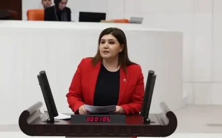 İYİ Partili Selcan Taşcı: ‘Hocalı katliamını unutmadık, unutturmayacağız!’