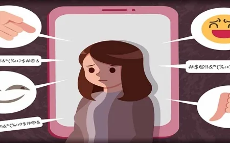 Sosyal Medyada Dezenformasyon Tehlikesi: Yalan Haberler ve Komplo Teorileri Nasıl Yayılıyor?