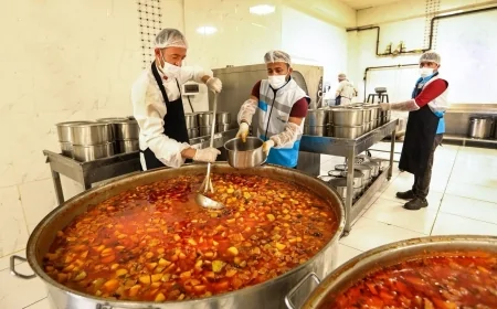 İstanbul'da ücretsiz iftar sofraları kuruluyor! İşte iftar verilecek noktalar