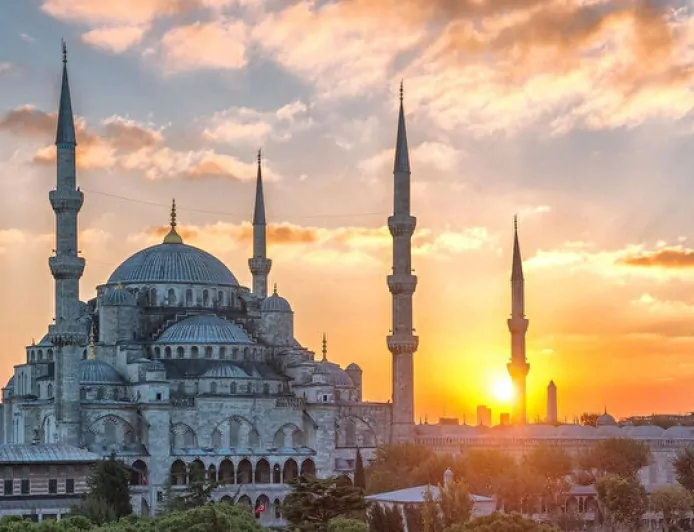 Kars'ta 19-25 Şubat Namaz Vakitleri: Sabah ve Akşam Saatleri Değişiyor