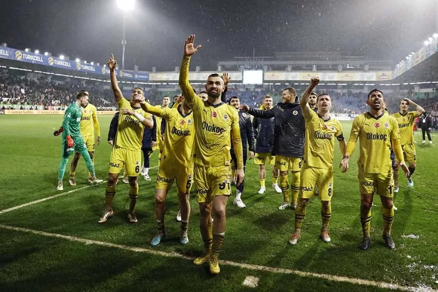 Fenerbahçe'den Müthiş Geri Dönüş! Rizespor'u 3-2 Mağlup Etti