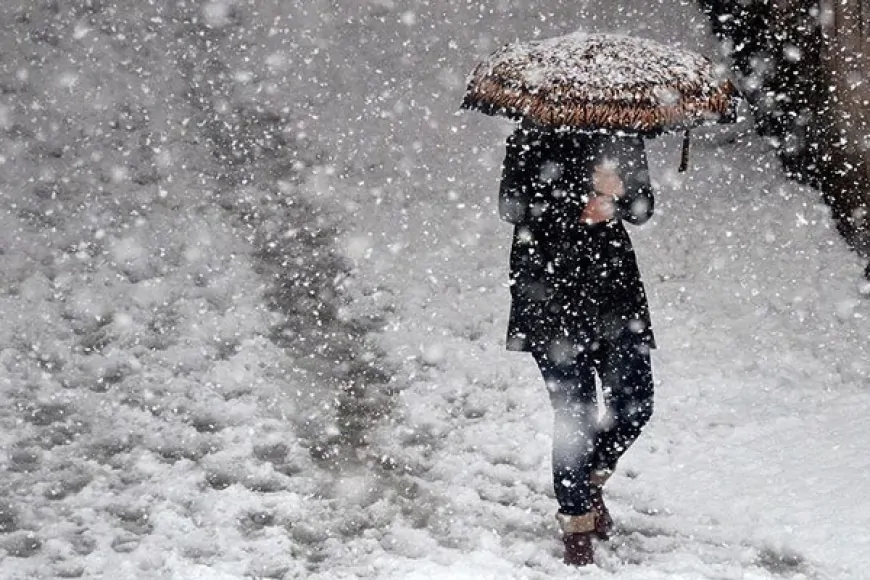 Yoğun kar yağışı nedeniyle birçok ilde okullar tatil edildi