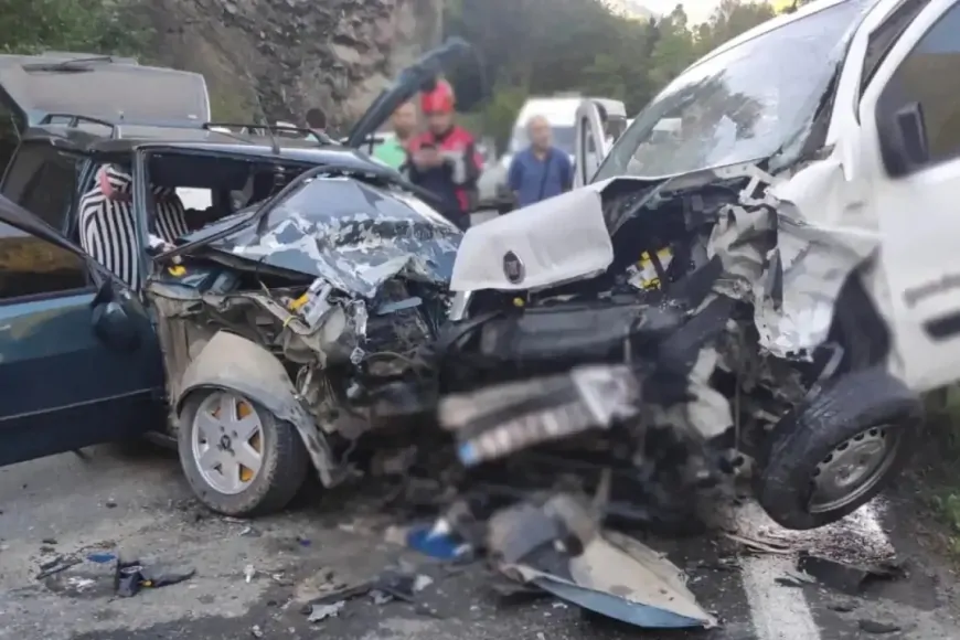 Trabzon’da kaza yapan sürücü, gömüldüğü kardan mucizevi şekilde kurtarıldı!