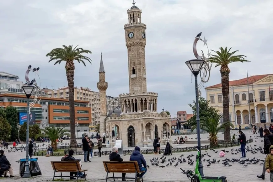 İzmir’de parçalı bulutlu hava hakim olacak: Sıcaklıklar yükseliyor