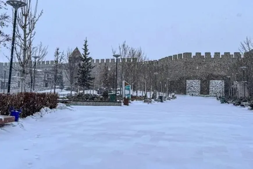 Erzurum’da yoğun kar yağışı ve dondurucu soğuk bekleniyor