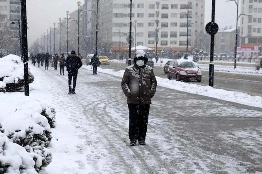 Sivas'ta Kuvvetli Kar Yağışı Bekleniyor: Buzlanma ve Don Uyarısı Yapıldı