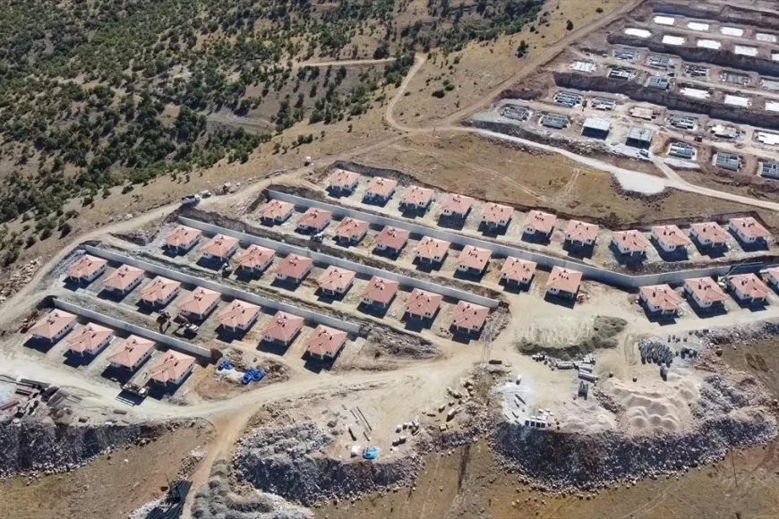 Ankara’da 6 Yılda 418 Konut Yapıldı, Mozambik’e 5 Bin Konut Sözü Verildi!