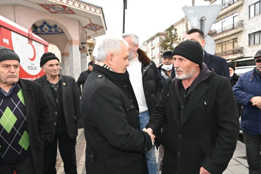 Mamak Belediyesi’nden Deprem Şehitleri İçin Anma ve Lokma Dağıtımı