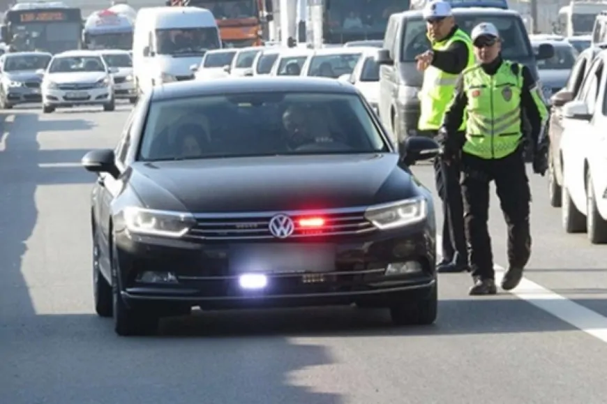 Eski Milletvekillerine Çakar Lambası ve Geçiş Üstünlüğü İzni Verildi