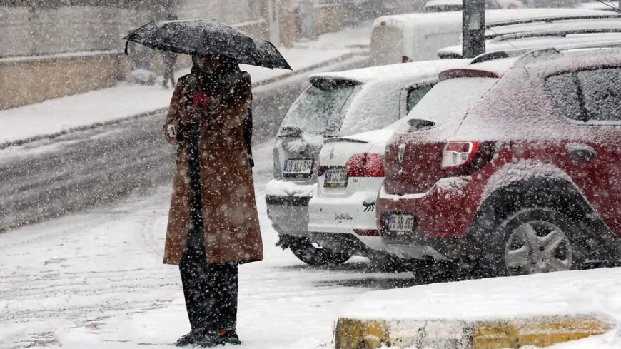 Meteorolojiden 16 il için sarı kodlu uyarı: Kuvvetli kar yağışı bekleniyor