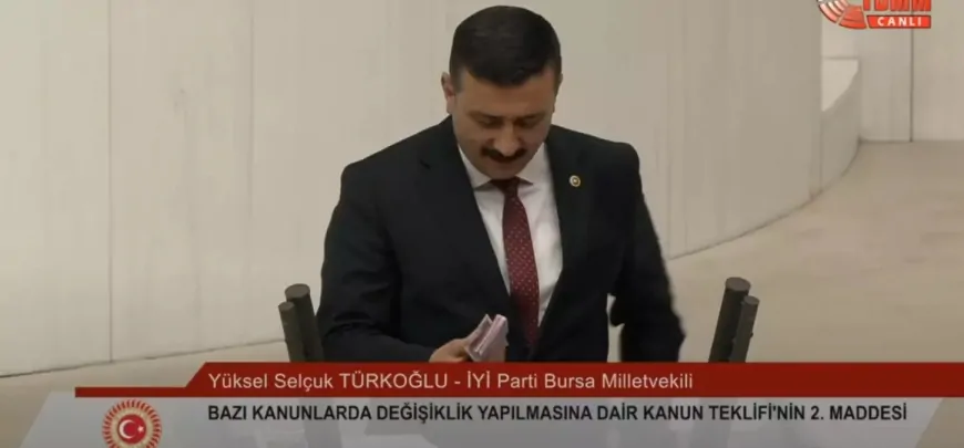 Yüksel Selçuk Türkoğlu: ‘Emeklilere ikinci iş yasağı vicdansızlıktır, bu karardan vazgeçin’