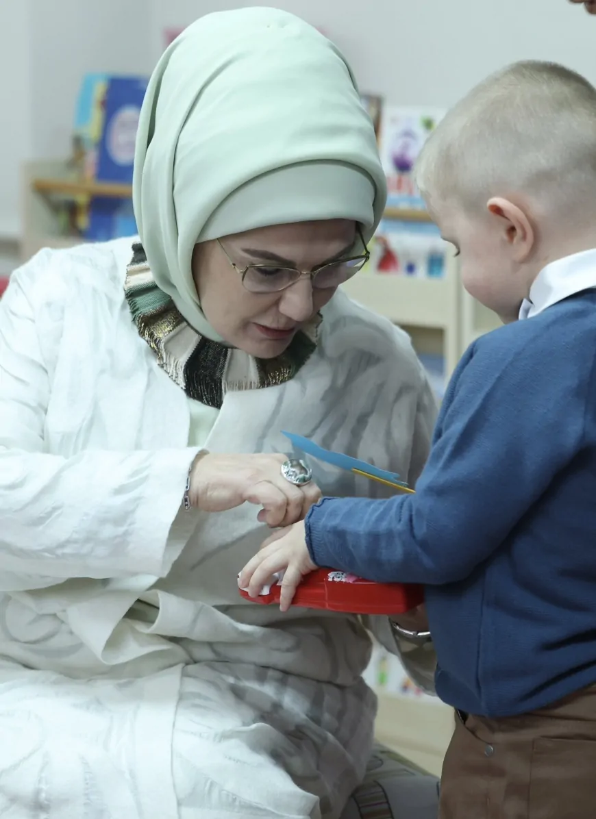 Emine Erdoğan ve Zelenska, Cumhurbaşkanlığı Millet Kütüphanesini ziyaret etti