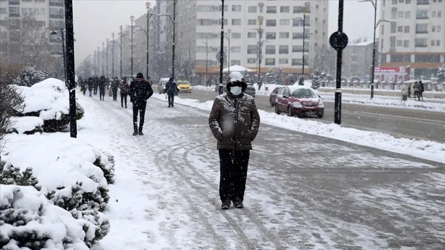 Sivas'ta Kuvvetli Kar Yağışı Bekleniyor: Buzlanma ve Don Uyarısı Yapıldı