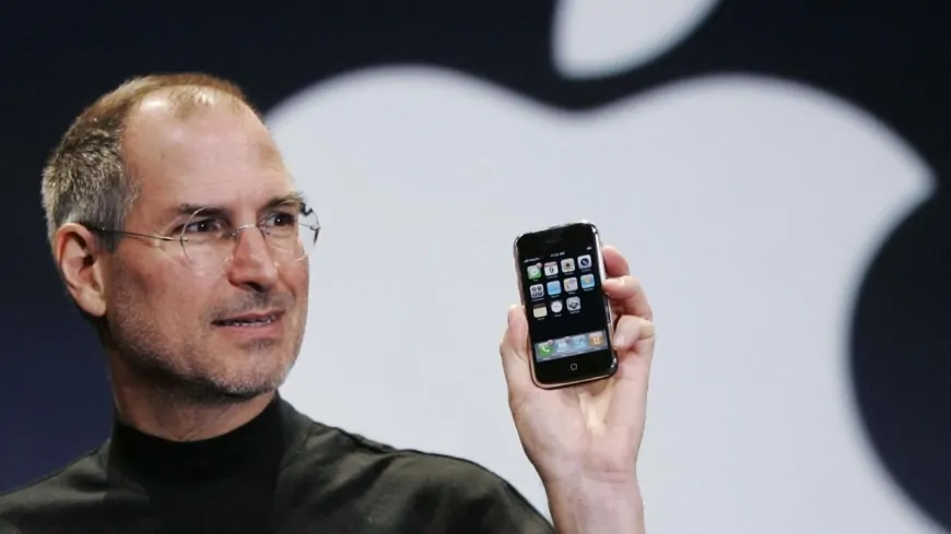 iPhone'un Hayatımızı Değiştiren En Önemli 6 Yönü: Steve Jobs'un Beklemediği Gelecek