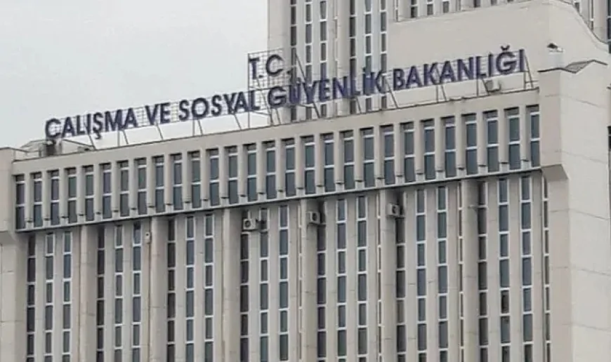 Çalışma Bakanlığı ve SGK’da Üst Düzey Görev Değişiklikleri Resmi Gazete’de