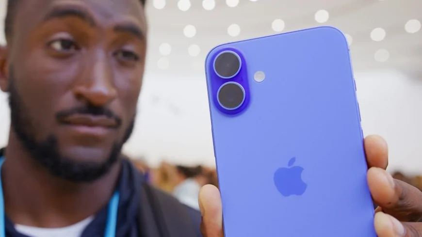 Marques Brownlee, iPhone 16e'yi Skeçle Eleştirdi: 'Kim Daha Kötüsünü İster?'