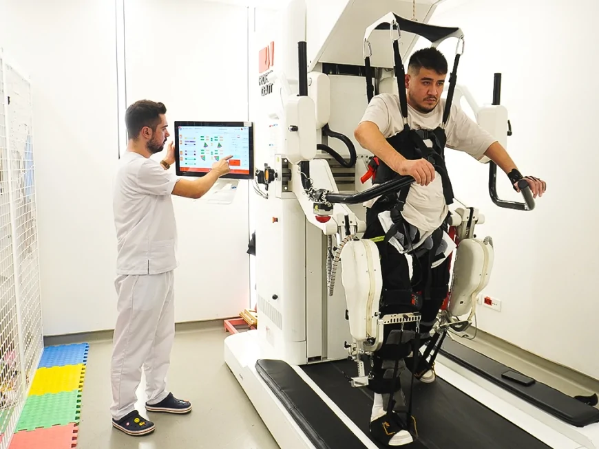 Robotik rehabilitasyon ile felçli hastalar yeniden yürüyebiliyor