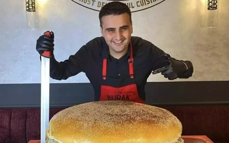 CZN Burak TikTok’ta rekor kırdı: Dünyanın en çok takip edilen şefi oldu!